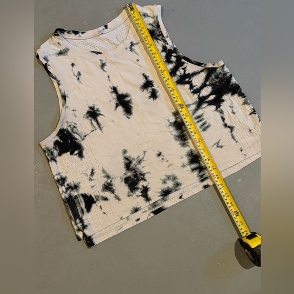 LULULEMON | Tank Top - Deep Coal - Picture 4 of 6